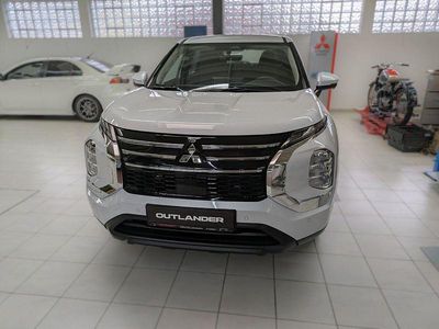 Neu Mitsubishi Outlander P-HEV Basis 306 PS (225 kW) 2026 Weiß SUV