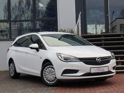 Weiß Gebraucht 2016 Opel Astra Kombi | 6.900 € (Guter Preis)
