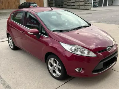 Gebraucht Ford Fiesta 60 PS (44 kW) 2009 Andere farben Kleinwagen