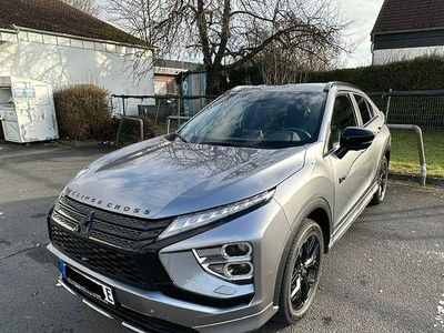 Gebraucht Mitsubishi Eclipse Cross Select 188 PS (138 kW) 2022 Grau SUV