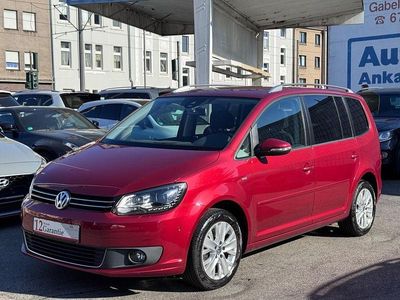 Usata VW Touran R 140 CV (102 kW) 2014 Rosso Monovolume