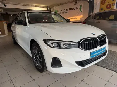Używany BMW 320 Sport Line 190 KM (139 kW) 2022 Biały Kombi