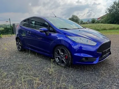 Gebraucht Ford Fiesta Sport 182 PS (133 kW) 2015 Blau Kleinwagen
