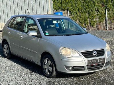 Silber Gebraucht 2006 VW Polo Comfortline Limousine | 1.499 € (Teuer)