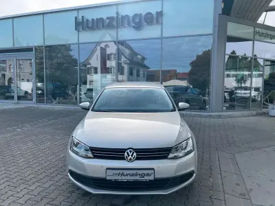 Brugt VW Jetta Comfortline 122 HK (89 kW) 2011 Guld Sedan