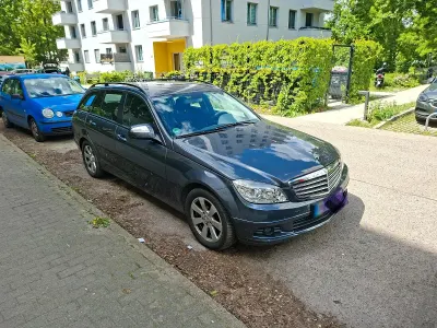 Używany Mercedes C180