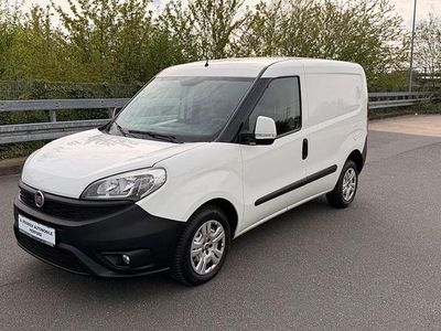 Usata Fiat Doblò 90 CV (66 kW) 2017 Bianco Monovolume