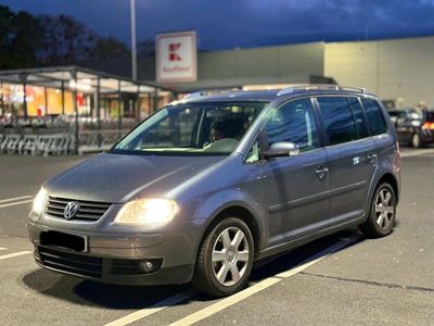 gebraucht VW Touran 2.0 TDI DSG XENON 7 Sitzer Klima