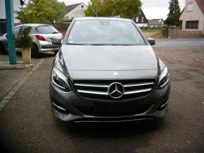 Mercedes B180