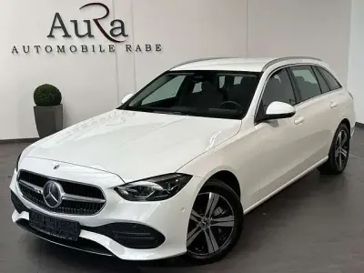 Gebraucht Mercedes E300 Avantgarde 306 PS (225 kW) 2023 Weiß Kombi