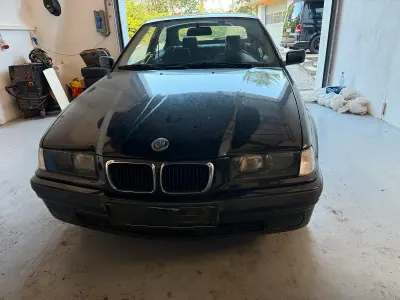 Gebraucht BMW 316 Compact 105 PS (77 kW) 2000 Schwarz Kleinwagen