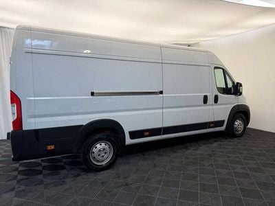 Second-hand Opel Movano 165 CP (121 kW) 2024 Alb Van