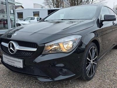 Gebraucht Mercedes CLA200 Urban 156 PS (114 kW) 2016 Kosmosschwarz Coupé