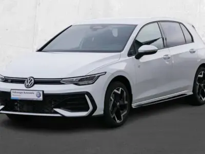 Neu VW Golf VIII R-line 150 PS (110 kW) 2026 Weiß Kombi