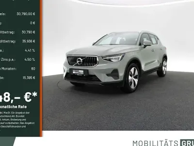 Gebraucht Volvo XC40 Core 211 PS (155 kW) 2022 Grün SUV
