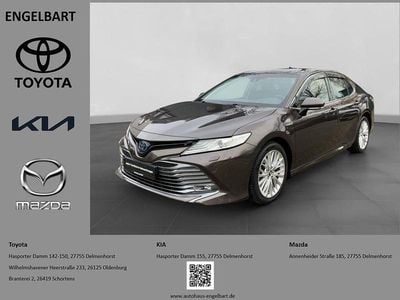 Braun Gebraucht 2020 Toyota Camry Hybrid Executive Limousine | 27.990 €