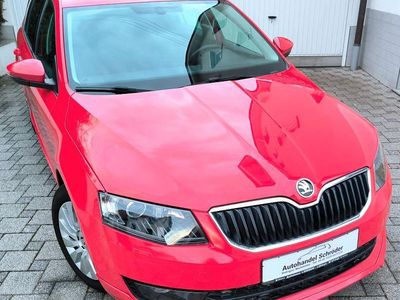 Rot Gebraucht 2017 Skoda Octavia Sport Kombi | 13.000 € (Fairer Preis)