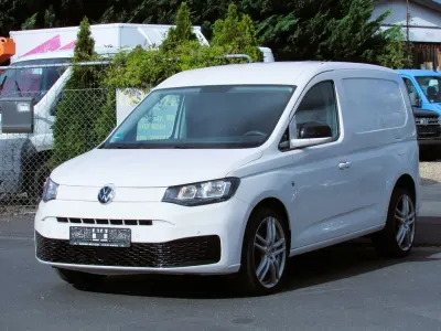 Gebraucht VW Caddy R 75 PS (55 kW) 2021 Weiß Van / Kleinbus