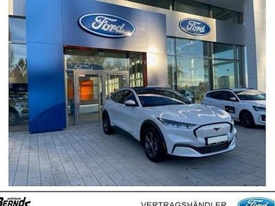 Weiß Gebraucht 2022 Ford Mustang Mach-E SUV | 31.488 € (Guter Preis)
