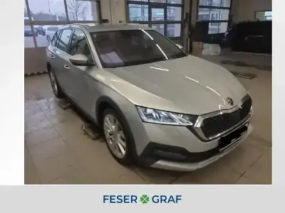 Gebraucht Skoda Octavia 150 PS (110 kW) 2023 Brillantsilber metallic Kombi