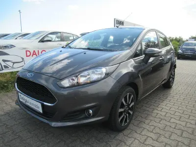 Gebraucht Ford Fiesta Celebration 101 PS (74 kW) 2016 Kleinwagen