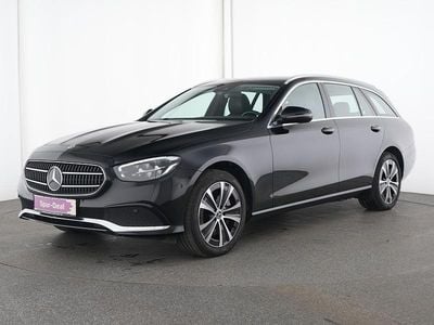 Schwarz Gebraucht 2022 Mercedes E300 Avantgarde Limousine | 31.244 € (Guter Preis)