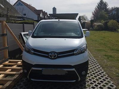 Gebraucht Toyota Proace 120 PS (88 kW) 2018 Weiß Van / Kleinbus