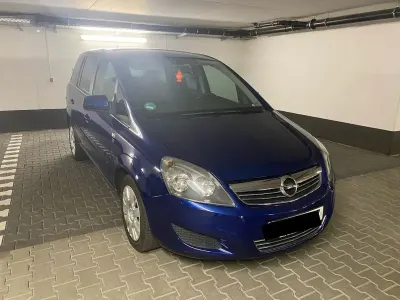 Gebraucht Opel Zafira Family 150 PS (110 kW) 2010 Blau Van / Kleinbus