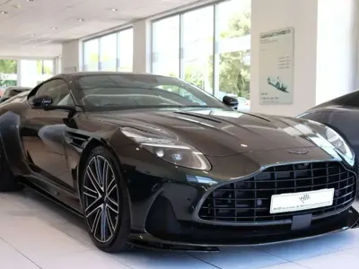 Gebraucht Aston Martin DB12 680 PS (500 kW) 2025 Grün Coupé
