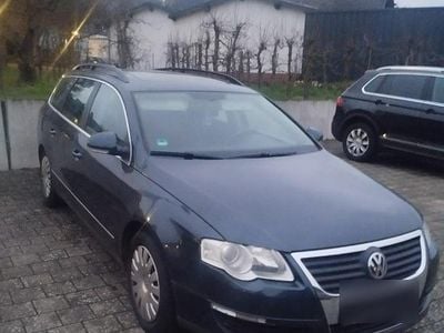 Blau Gebraucht 2006 VW Passat Kombi | 1.000 € (Superpreis)