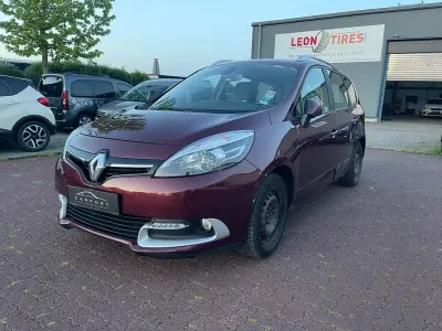 Gebraucht Renault Scénic III Initiale Paris 110 PS (80 kW) 2013 Rot Van / Kleinbus