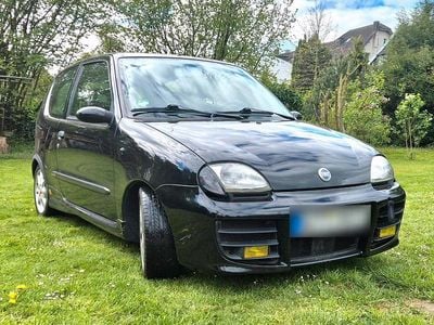 Second-hand Fiat Seicento Abarth 54 CP (39 kW) 2001 Negru Hatchback