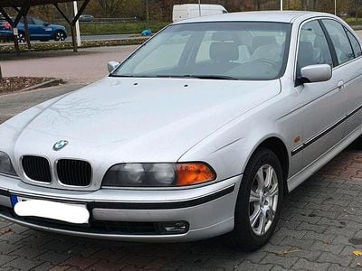 Gebraucht BMW 530 184 PS (135 kW) 2000 Silber Limousine