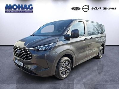Neu Ford Tourneo Titanium 233 PS (171 kW) 2026 Grau Van / Kleinbus
