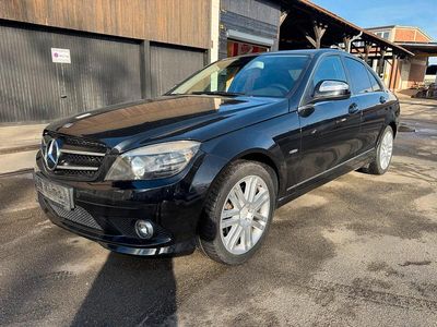 Schwarz Gebraucht 2007 Mercedes C200 Avantgarde Limousine | 4.800 €