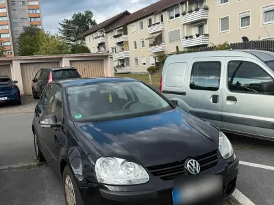 Gebraucht VW Golf V 89 PS (65 kW) 2004 Schwarz Kleinwagen