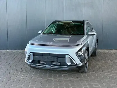 Neu Hyundai Kona Comfort 170 PS (125 kW) 2025 Silber SUV