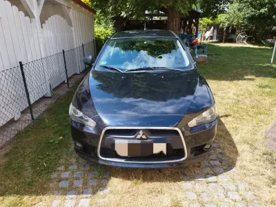 Gebraucht Mitsubishi Lancer Intense 140 PS (102 kW) 2012 Schwarz Limousine