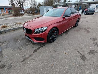 Second-hand Mercedes C400 333 CP (244 kW) 2017 Roșu Berlinǎ