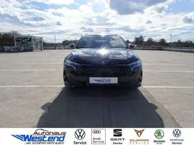 Gebraucht Skoda Octavia SportLine 150 PS (110 kW) 2025 Schwarzmagic perleffekt Kombi