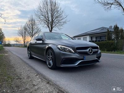 Używany Mercedes C63 AMG AMG 476 KM (350 kW) 2018 Szary Kombi