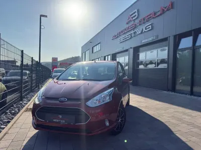 Gebraucht Ford B-MAX Trend 101 PS (74 kW) 2016 Rot Van / Kleinbus
