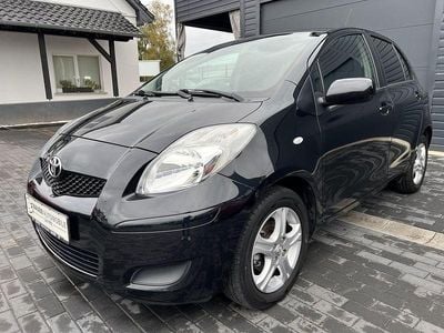 Schwarz Gebraucht 2009 Toyota Yaris Sol Limousine | 3.470 € (Fairer Preis)