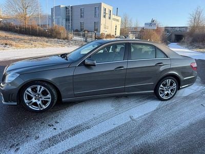 Gebraucht Mercedes E250 Avantgarde 204 PS (150 kW) 2013 Braun Kombi