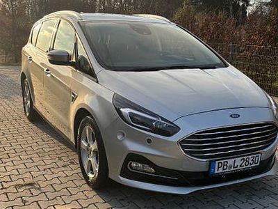 Silber Gebraucht 2020 Ford S-MAX Trend Van / Kleinbus | 18.990 €