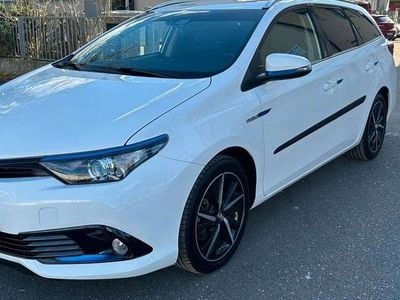 Toyota Auris Touring Sports