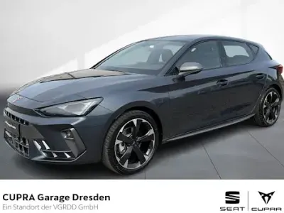 Używany Cupra Leon 150 KM (110 kW) 2025 Szary Sedan/Limuzyna