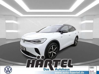 Gletscherweiss (white), metallic Gebraucht 2023 VW ID.4 GTX SUV | 30.900 € (Guter Preis)