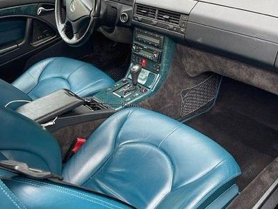 Mercedes SL320