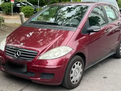 Gebraucht Mercedes A150 Classic 95 PS (69 kW) 2006 Rot Limousine